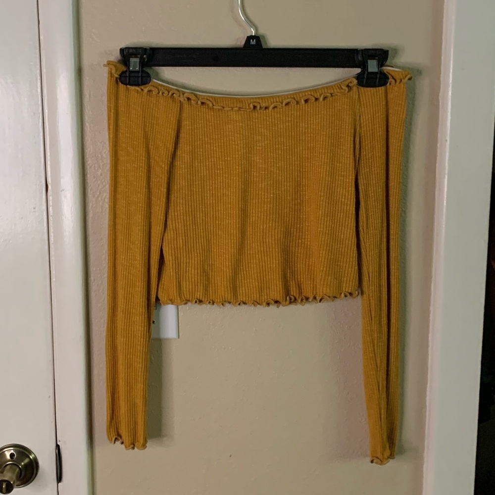 Strapless cropped long sleeve